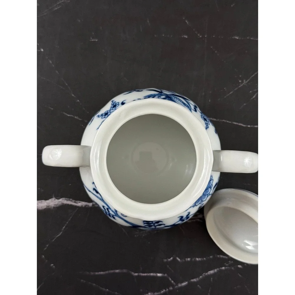 VTG Blue Danube Blue Onion Lidded Mini Sugar Bowl Banner Backstamp 4in
